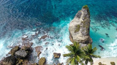 Nusa Penida, Bali De Nusa Batumategan Bin Adaları Top Down Drone Shot - Endonezya
