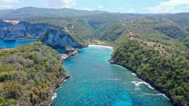 Nusa Penida, Bali Diamond Beach Bin Adaları Top Down Havadan Shot - Endonezya