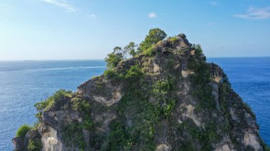 Bin Adalar Bakış Alanı. Elmas Plajı, Lima Raja Nusa Penida 'da.