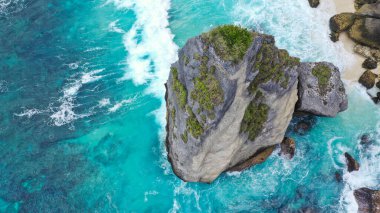 Nusa Penida, Bali De Nusa Batumategan Bin Adaları Top Down Drone Shot - Endonezya