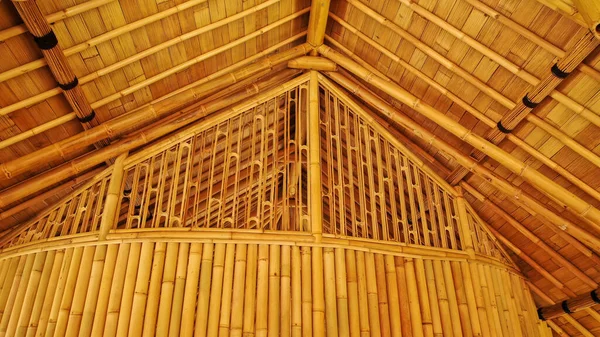 Bamboo constructed building details. Eco friendly natural bamboo hub structure in tropical island — Stock Photo, Image
