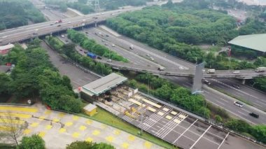 Tangerang Geçiş Yolu 'nun Hava Görüntüsü, Jakarta Merak Toll Yolu' ndaki Yol Trafiği.