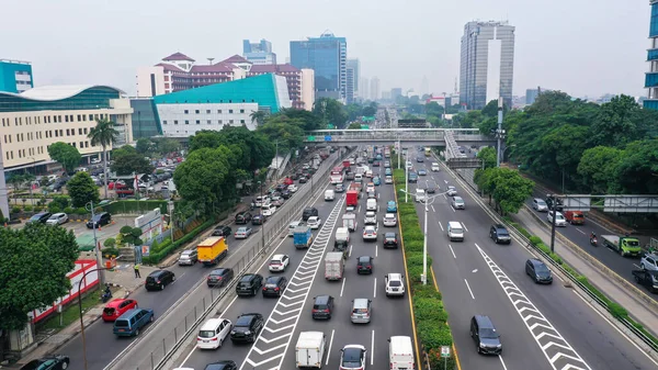 Jakarta Yoğun Trafik Tepe Saatte Motosiklet Otomobil Yolda Ile Hava — Stok fotoğraf