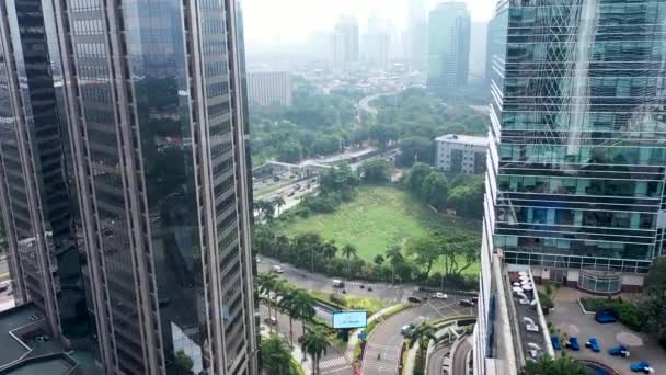 Aerial View Highway Skyscraper Exterior Glass Windows Central Business District — 图库视频影像