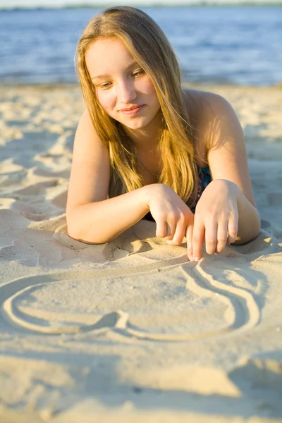 Heart from sand — Stock Photo, Image