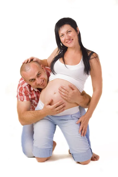 Retrato de mulher grávida com marido — Fotografia de Stock