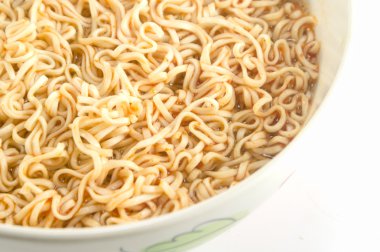 Beyaz Arkaplanda Anında Erişte