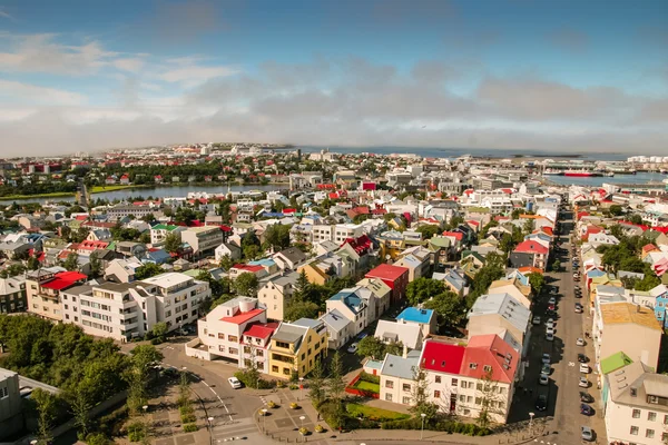 Bird s eye view van huizen in reykjavik — Stockfoto