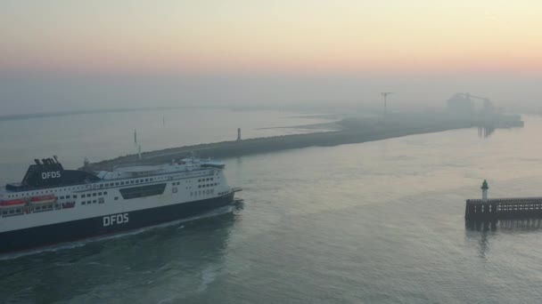 Calais França Outubro 2021 Ferryboat Dfds Porto Calais França Ferry — Vídeo de Stock