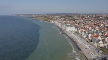 Fransa 'nın Wimereux köyünün havadan görünüşü, Pas de Calais