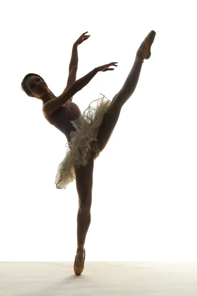 Silueta baletní tanečník — Stock fotografie