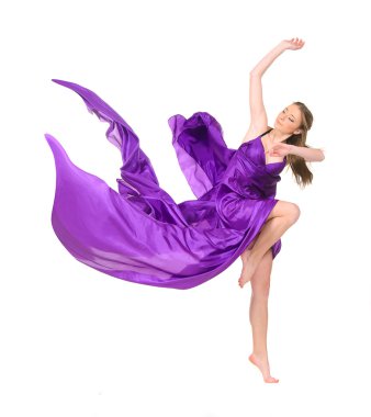 Elbise uçan kız dansçı