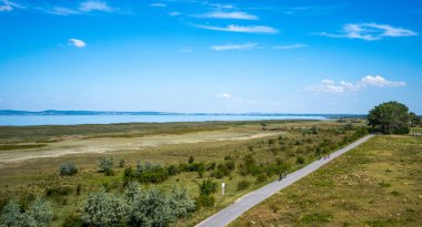 Aussicht von der Illmitzer Aussichtswarte auf den Neusiedler See