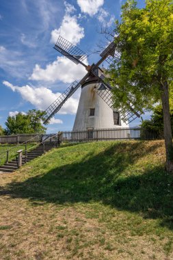 Windmuehle in Podersdorf am See