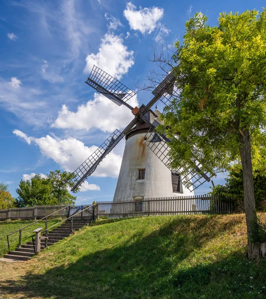 Windmuehle in Podersdorf am See