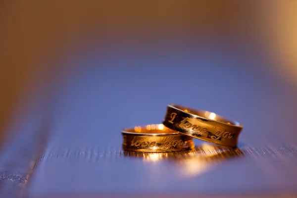 Wedding rings — Stock Photo, Image