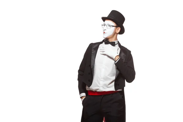 Porträt eines männlichen Pantomimen, der isoliert auf weißem Hintergrund auftritt. Symbol der Verachtung, Zensur, Missbilligung, Verurteilung — Stockfoto