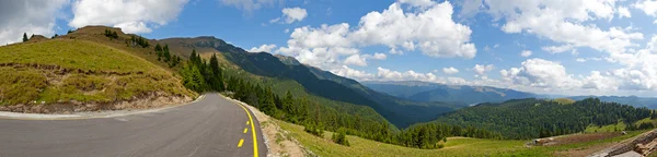 Panorama de la route de montagne Photos De Stock Libres De Droits