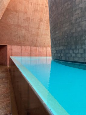 5 Eylül 2021: James Turrell İkinci Rüzgar Sanat Yapısı. Vejer de la Frontera, Endülüs, İspanya
