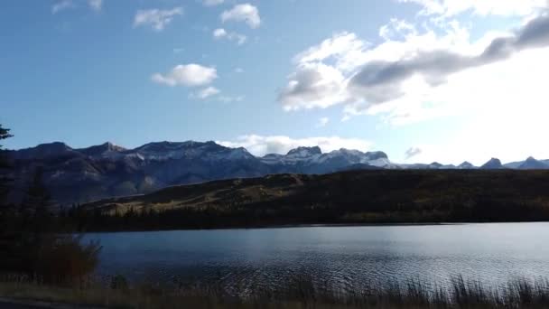 Jasper Alberta Autumn — kuvapankkivideo