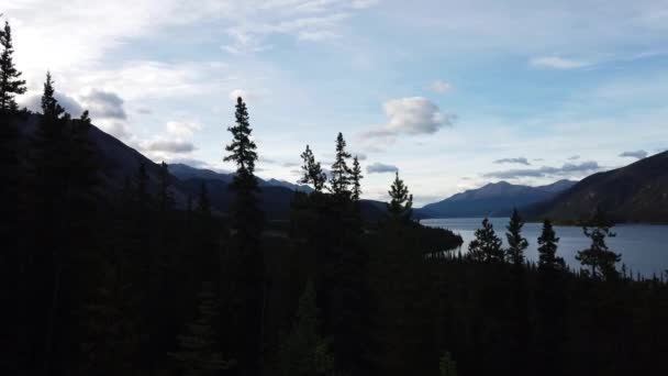 Muncho Provincial Park British Columbia — kuvapankkivideo