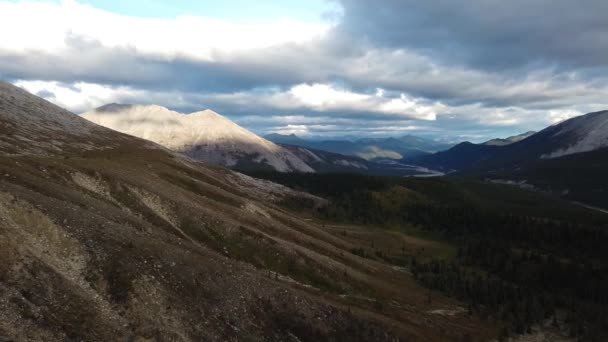 Northern British Columbia Early Fall — Wideo stockowe