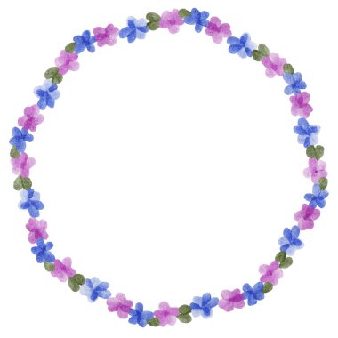 Soyut mavi ve pembe çiçeklerden oluşan suluboya çelenk çerçevesi beyaz arka planda. Çiçek desenli çelenk çizimi. Dijital suluboya.