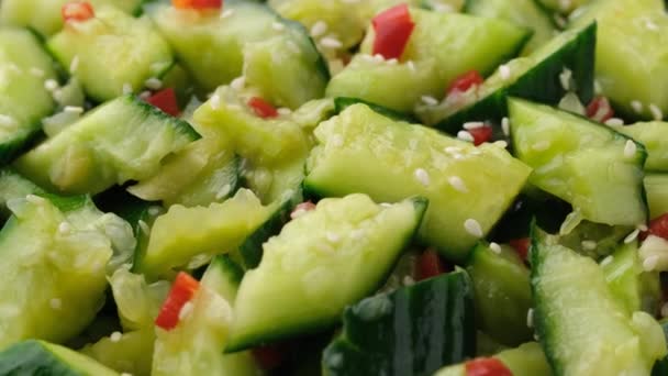 Salată Castraveți Stil Asiatic Sos Soia Dressing Ardei Iute Usturoi — Videoclip de stoc
