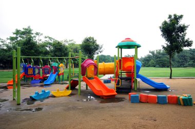 renkli çocuk oyun alanı