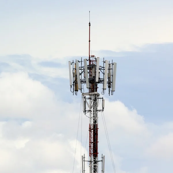 Telekommunikationsturm — Stockfoto