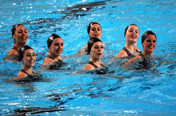 Equipa de natação sincronizada espanhola . — Fotografia de Stock