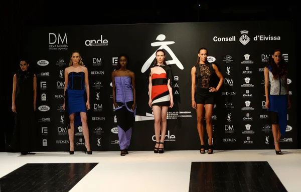 Desfile de moda de Adlib Ibiza 2014 . — Foto de Stock