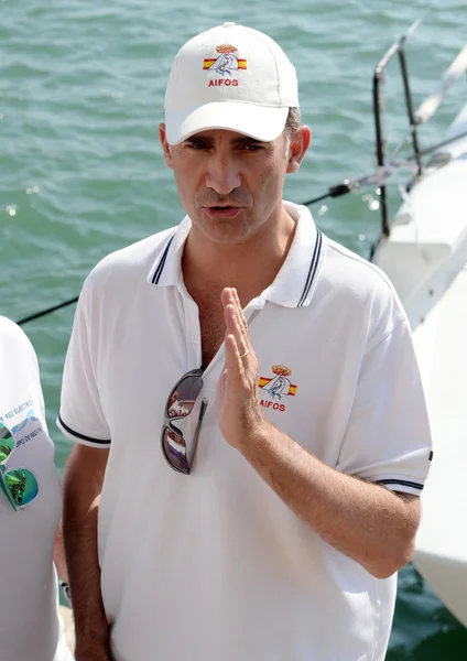 Spaanse koning felipe vi in de king's cup zeilen gevierd in Mallorca, aug 2014. — Stockfoto