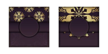 Tebrik etmek için soyut altın desenli bordo broşür..