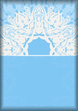 Mavi renkli kartpostal ve beyaz süslemeli mandala basılmaya hazır..