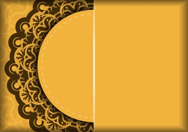 Tebrik etmek için sarı ve Hint kahvesi desenli tebrik broşürleri..