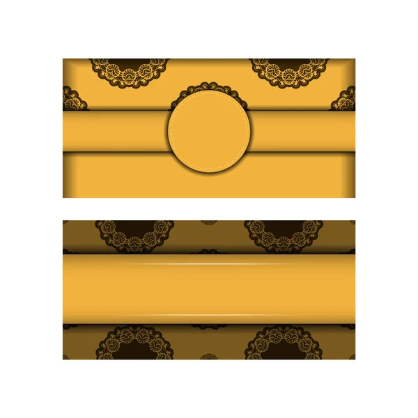Folleto Felicitación Color Amarillo Con Adorno Mandala Marrón Para Diseño — Vector de stock