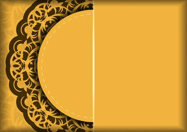 Шаблон Листівки Жовтого Кольору Грецьким Коричневим Візерунком Вашого Дизайну — стоковий вектор