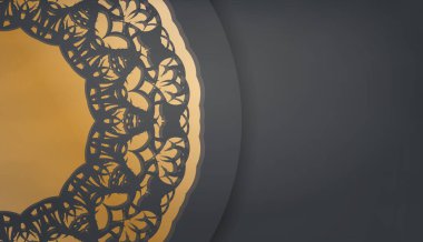 Mandala altın desenli siyah pankart şablonu ve logo altında