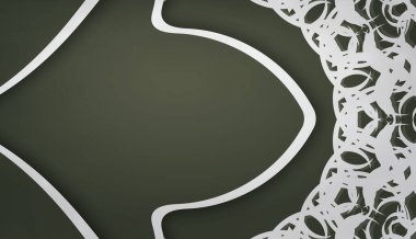 Koyu yeşil bayrak, beyaz Hint desenli ve logonun altında bir yer.