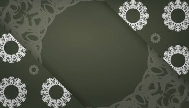 Koyu yeşil bayrak, mandala beyaz süs ve logonun altında bir yer.