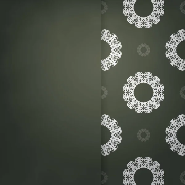 Koyu yeşil renkte ve markanız için Yunan beyaz süslemeleri olan selamlama broşürü.