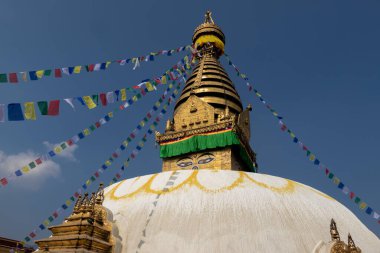 Maymun Tapınağı olarak da bilinen Swayambhunath, Nepal Katmandu 'nun kalbinde yer almaktadır ve UNESCO tarafından Dünya Mirası ilan edilmiştir.