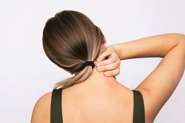 Dolor Cuello Mujer Joven — Foto de Stock