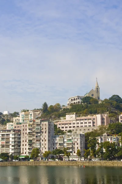 Woonwijk in macau naast de zee — Stockfoto