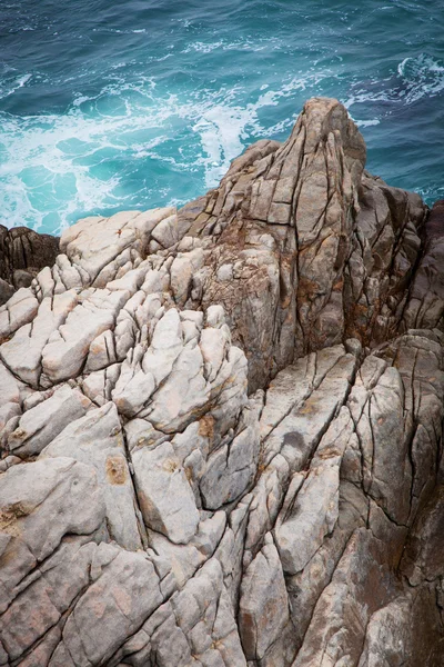 Roca y océano — Foto de Stock