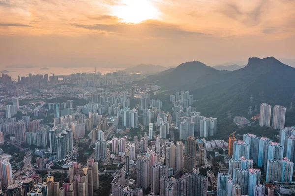 Luftaufnahme Stadtbild Von Hongkong Der Nähe Des Ikonischen Löwenfelsens Panorama — Stockfoto