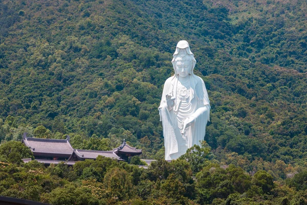 Giant Guanyin Θεά Άγαλμα Στην Ύπαιθρο Τοπίο Του Tai Χονγκ — Φωτογραφία Αρχείου