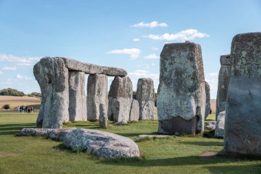 Ünlü tarihi eser, Stonehenge, Birleşik Krallık, gündüz vakti