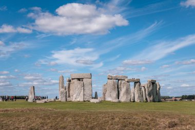 Ünlü tarihi eser, Stonehenge, Birleşik Krallık, gündüz vakti